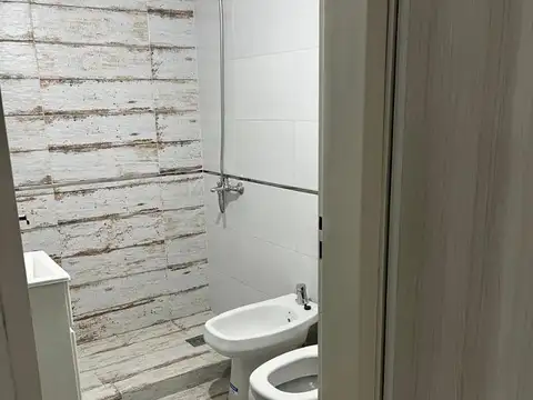 Venta amplio monoambiente en Santos Lugares