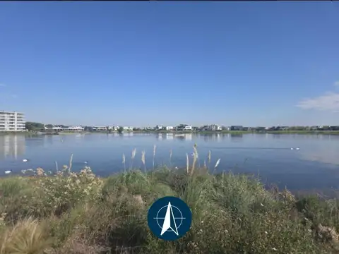Lote en venta al lago en Orillas | Puertos del Lago