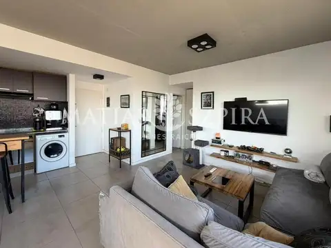 Venta Semipiso 2 ambientes Castelar Norte