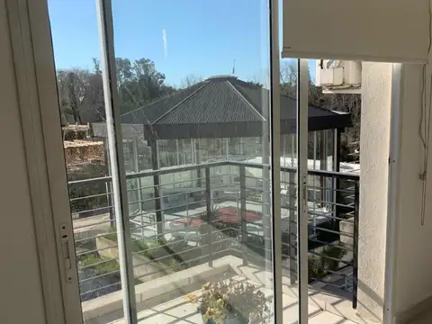 Departamento en Alquiler con 1 cochera