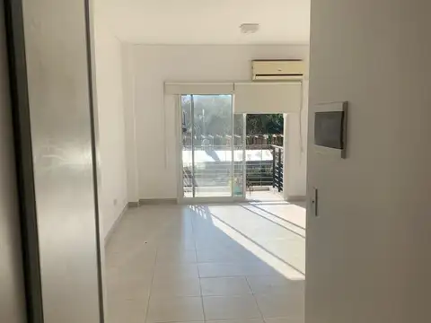 DEPARTAMENTO MONOAMBIENTE MUY COMODO