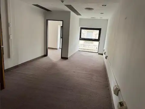 Excelente Oficina de 341 mts en Monserrat en VENTA y ALQUILER!.