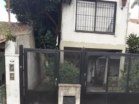 PH en Alquiler en San Isidro Vías / Rolon, San Isidro