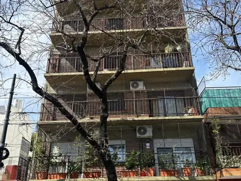 ALMAGRO,4amb,frente,balcón,muy buena ubic,estado,oportunidad