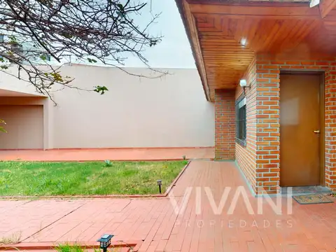 Casa en Venta en La Plata, USD 128.000