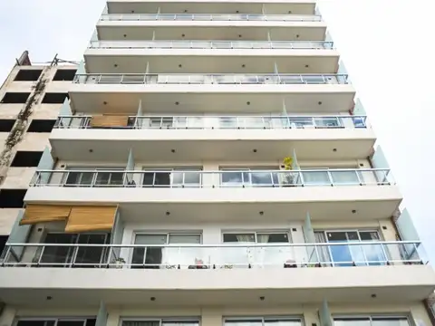 San Juan 3400, Piso 9