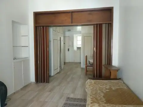 Departamento 2 Ambientes con Balcón al Frente Muy Luminoso