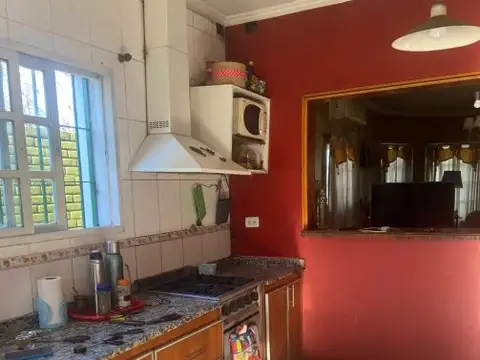 Casa en venta en Burzaco