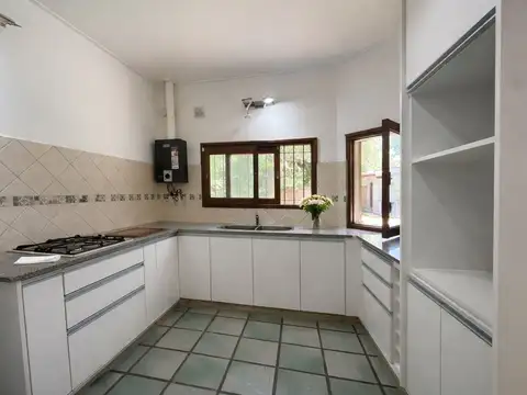 CASA EN VENTA EN CITY BELL