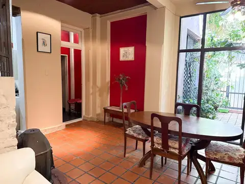 Alquiler casa 3 amb + estudio c/terraza y patio