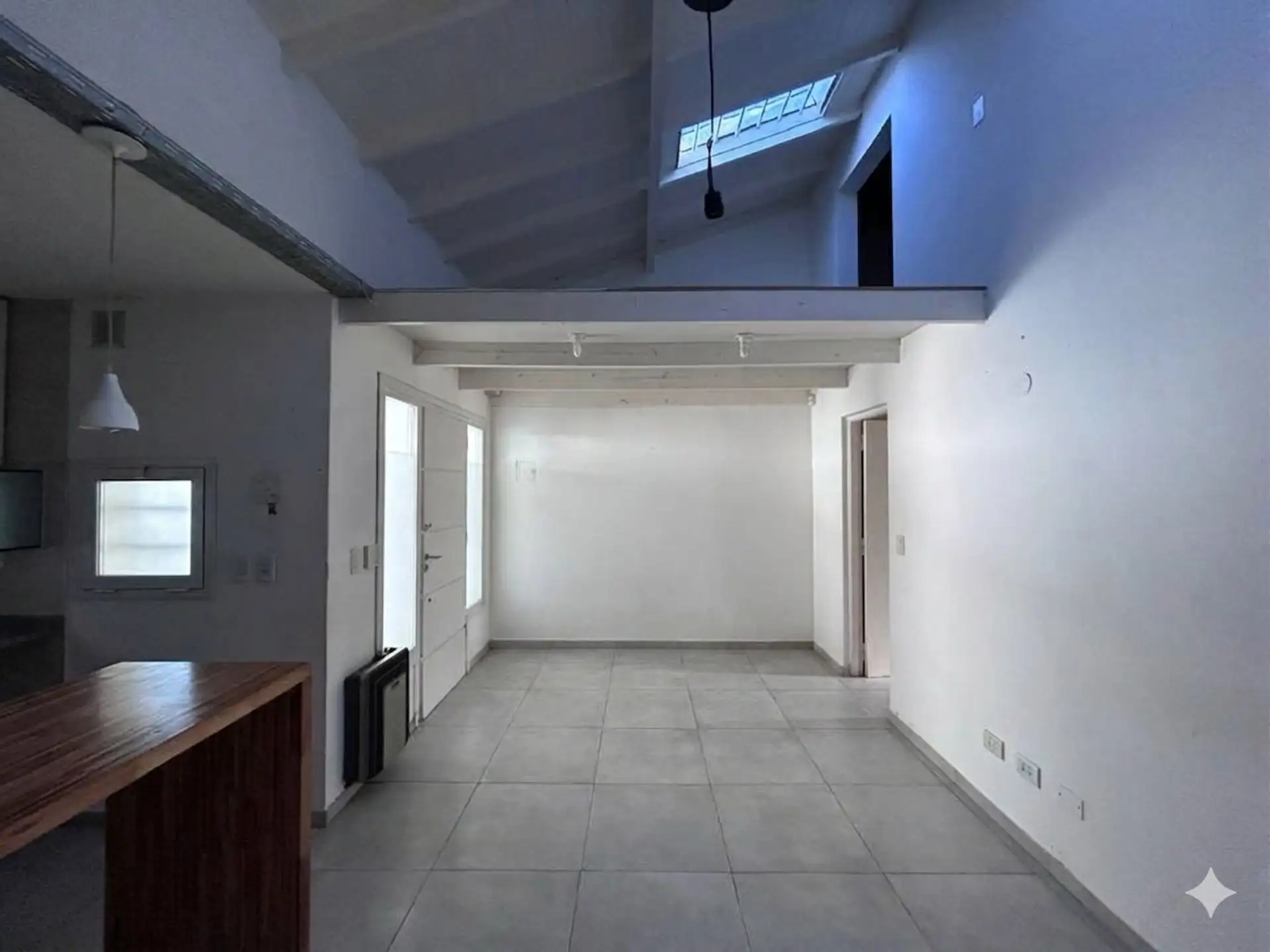 VENTA PH 2 AMB PATI0 Y COCHERA RECICLADO B.POMPEYA
