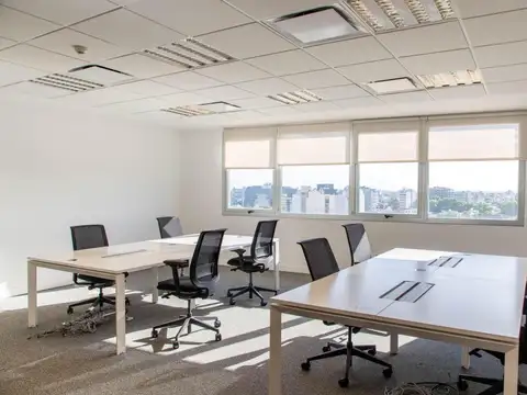 Oficina en venta - 5 Ambientes 2 Baños - Cocheras - 951Mts2 - Parque Patricios