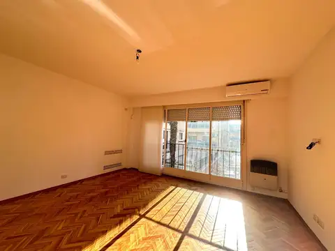 Inmejorable ubicación Martínez -Depto. 3 ambientes