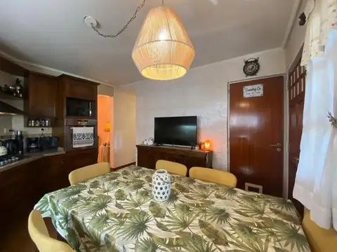 CASA 5 AMBIENTES VENTA ITUZAINGO