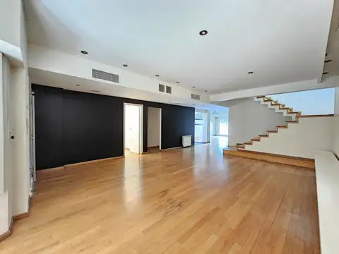 Casa en Alquiler de 4 dormitorios