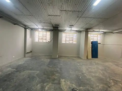 Local en Venta 30 años