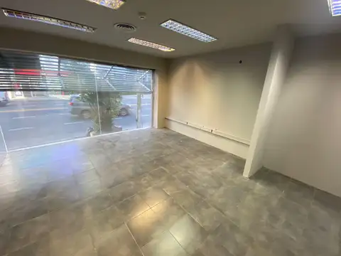 Local en Venta 30 años