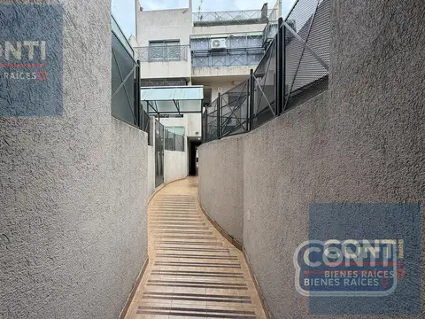 Depto Tipo Casa en Venta en Parque Chacabuco, USD 139.900