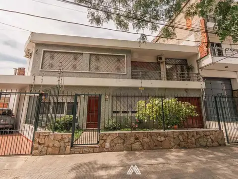 Venta Casa Brazo Oriental 3 Dormitorios y Garaje