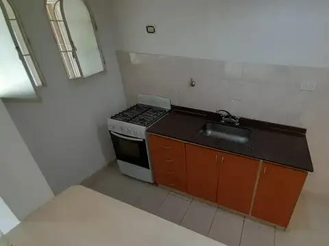 Depto Tipo Casa en Alquiler en Villa del Parque, $ 750.000