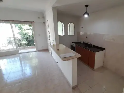 Depto Tipo Casa en Alquiler de 1 dormitorio