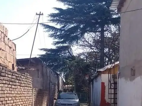 Casa 6 ambientes con 5 baños