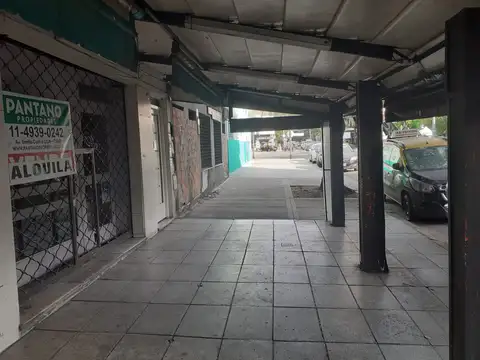 Local en Alquiler Via Púb.