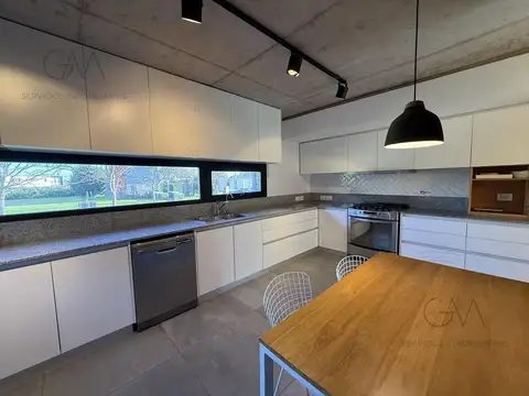 Casa en Alquiler A Estrenar