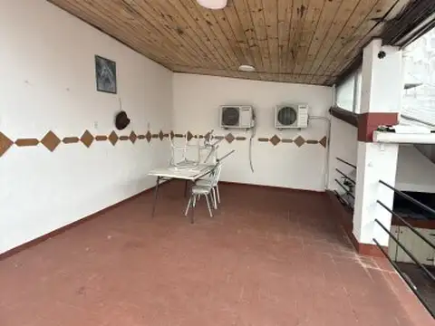 Ph con terraza en alquiler en la calle Perdriel