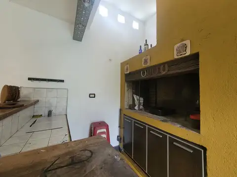   HERMOSA PROPIEDAD EN VENTA CON PILETA – ZONA NORTE