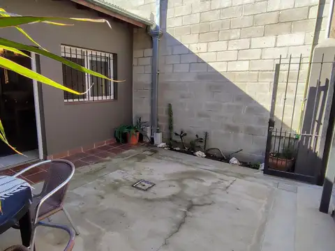 Depto Tipo Casa en Venta en Ingeniero Maschwitz, USD 87.000