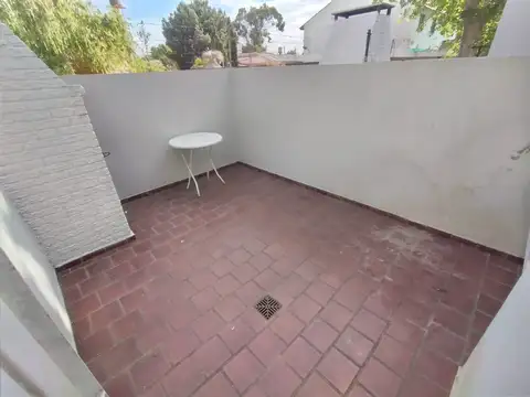 Triplex venta 4 ambientes Mar del tuyu calle 79 entre 3 y 4