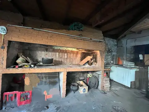 Casa 6 ambientes con 3 baños