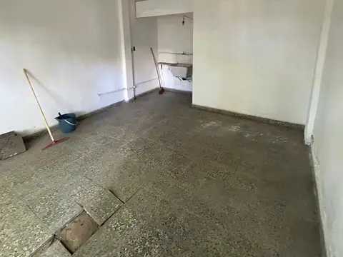 Local en Alquiler en Villa Adelina, $ 600.000