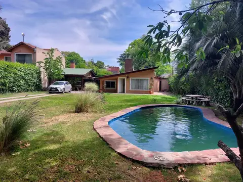 NUEVO VALOR - Parque Leloir -Chalet - Gran quincho cerrado-