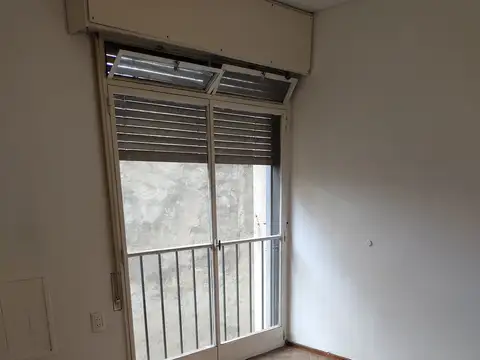 Departamento en Alquiler en Centro, $ 280.000