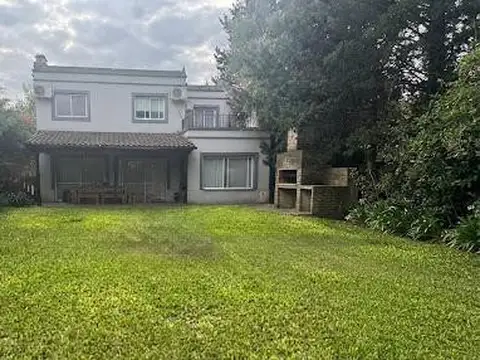 Casa en Alquiler Anual en Santa Maria De Los Olivos