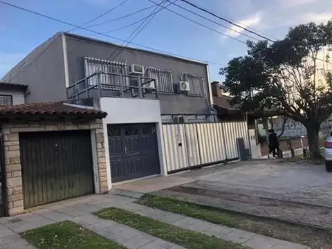 Sarmiento 2984
