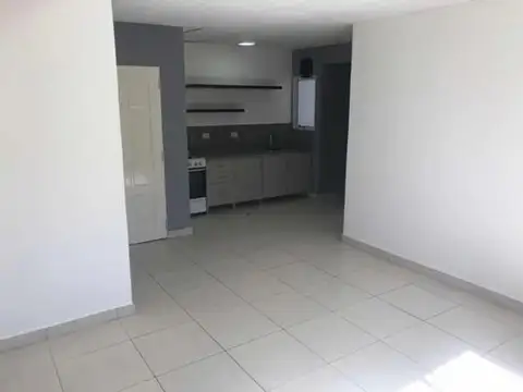 Casa en Venta en Castelar, USD 250.000