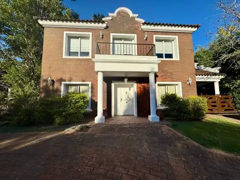 Casa en Venta de 4 dormitorios