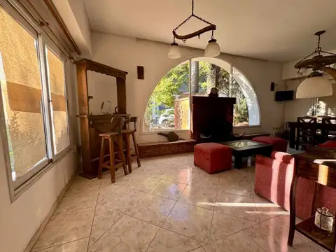 VENTA CASA 5 AMBIENTES LA REJA BARRIO CERRADO