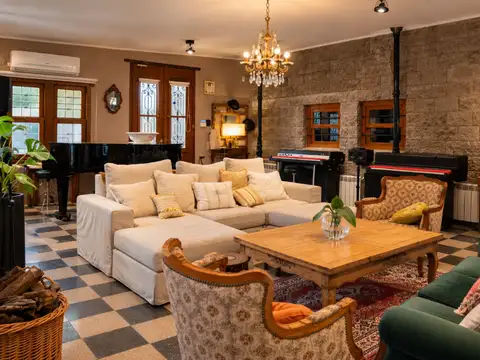 CASA EN VENTA EN CITY BELL