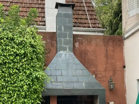 Casa 5 ambientes con 4 baños