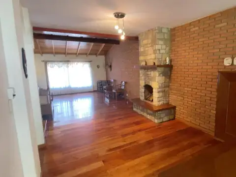 Casa en Venta en Olivos Vias/Maipu, USD 620.000