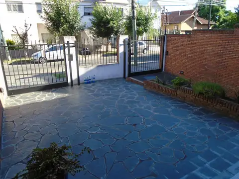 Casa en Venta en Olivos Vias/Maipu, USD 620.000