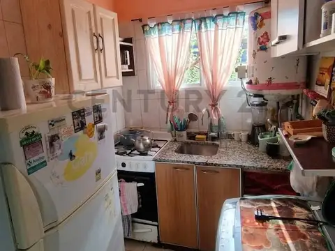 Av. Luro 7700, Piso 1