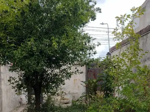 VTA DE LOTE DE TERRENO DE 7,80 X 26,29. LANUS ESTE