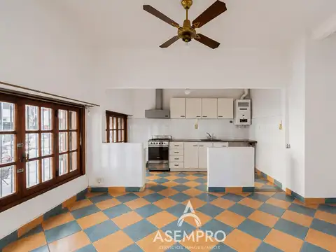 Depto Tipo Casa en Venta en Villa del Parque, USD 149.000