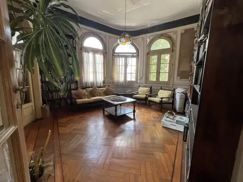 VENTA PH 5 ambientes + Dependencia CABALLITO NORTE