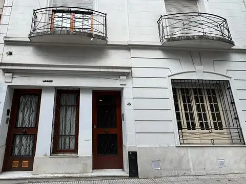 PH con entrada independiente en venta en Caballito